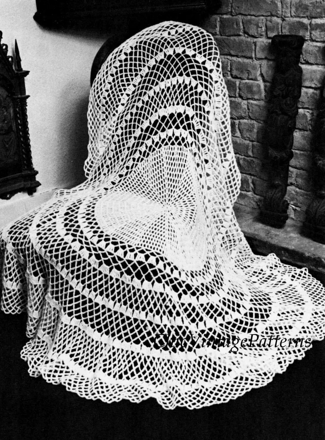 Babies Shawl Crochet Pattern, Vintage Circular Wrap, Digital Download
